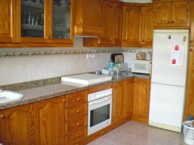 3 makuuhuone Bungalow vuokrattavana paikassa Cabo de las Huertas, Alicante kaupunki mukana uima-altaan 
autotalli - 1 300 € (Ref: 9911526)