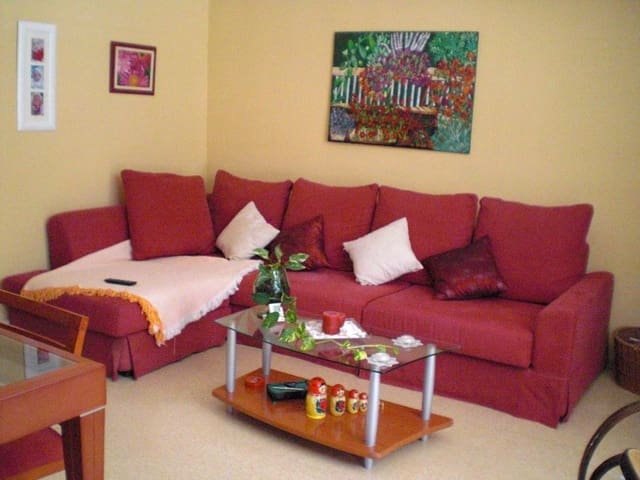 3 makuuhuone Bungalow vuokrattavana paikassa Cabo de las Huertas, Alicante kaupunki mukana uima-altaan 
autotalli - 1 300 € (Ref: 9911526)