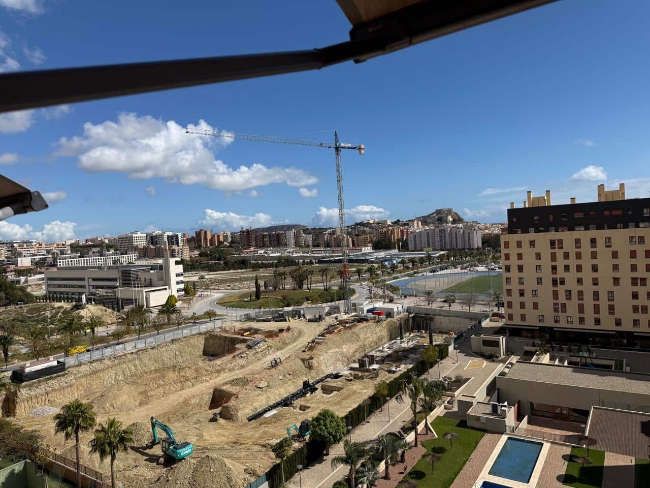 4 makuuhuone Asunto myytävänä paikassa Alicante kaupunki - 530 000 € (Ref: 9911681)