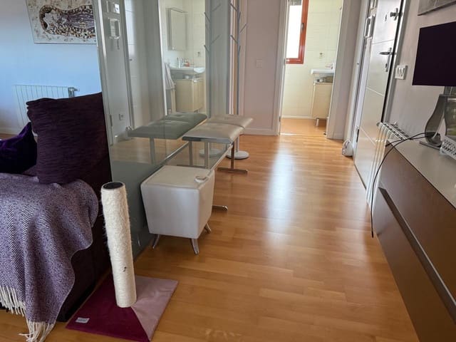 4 makuuhuone Asunto myytävänä paikassa Paus - Poligono San Blas, Alicante kaupunki - 530 000 € (Ref: 9911681)