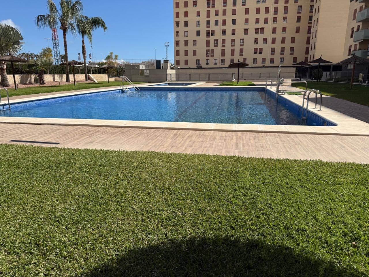 4 makuuhuone Asunto myytävänä paikassa Alicante kaupunki - 530 000 € (Ref: 9911681)