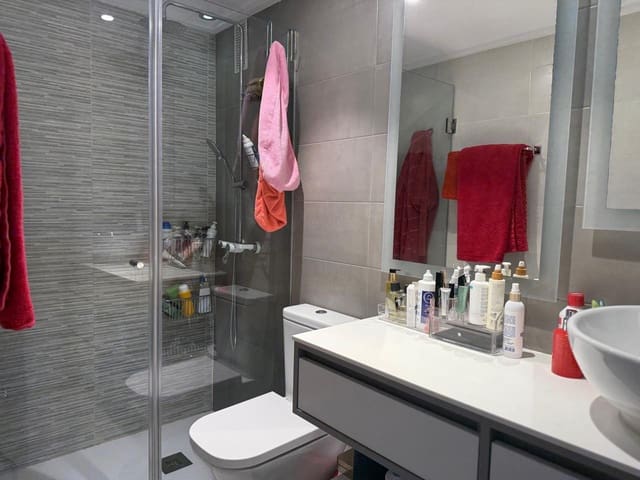 4 soverom Leilighet til salgs i Alicante by med svømmebasseng garasje - € 495 000 (Ref: 9924908)