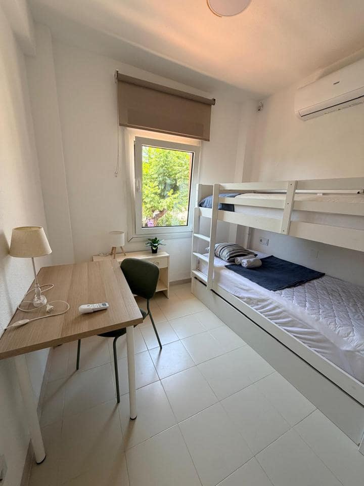 4 camera da letto Villa da affittare in Alicante citta con garage - 3.600 € (Rif: 9944960)