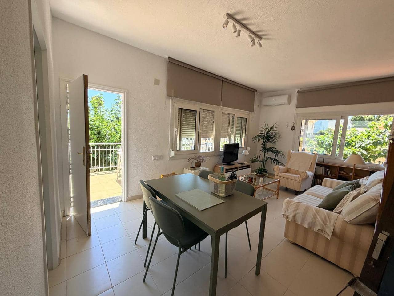 4 camera da letto Villa da affittare in Alicante citta con garage - 3.600 € (Rif: 9944960)