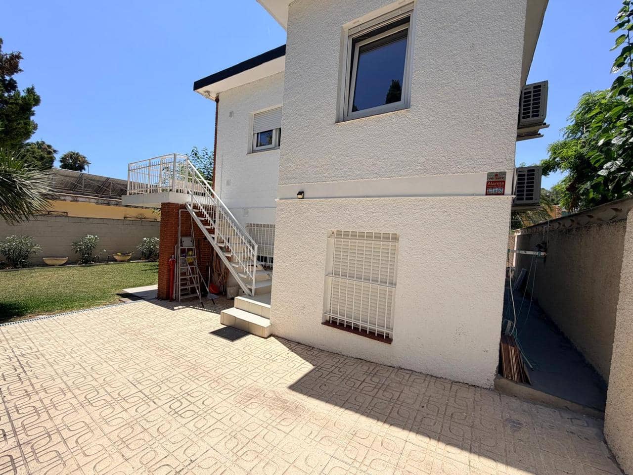 4 camera da letto Villa da affittare in Alicante citta con garage - 3.600 € (Rif: 9944960)