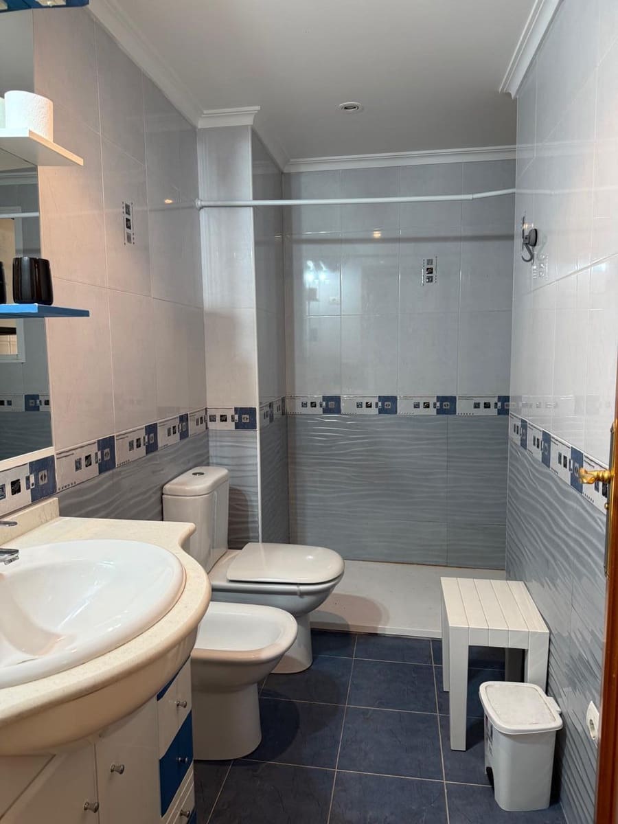 4 camera da letto Appartamento in vendita in Alicante citta con piscina - 259.000 € (Rif: 9950798)