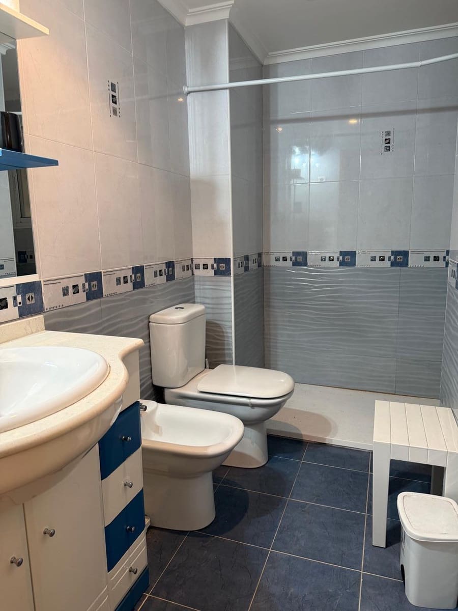 4 camera da letto Appartamento in vendita in Alicante citta con piscina - 259.000 € (Rif: 9950798)
