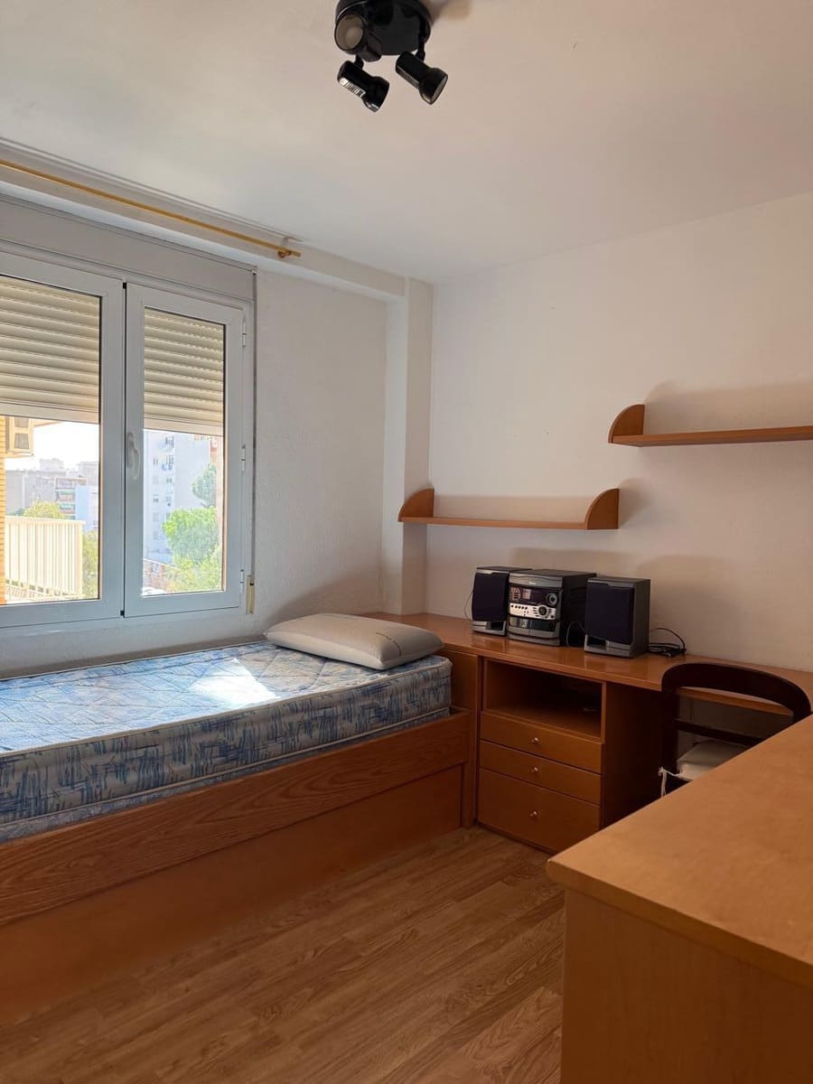 4 camera da letto Appartamento in vendita in Alicante citta con piscina - 259.000 € (Rif: 9950798)