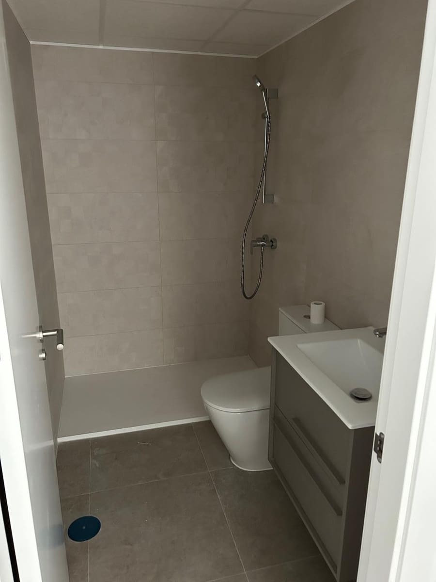 2 sovrum Lägenhet till salu i Alicante stad med garage - 330 000 € (Ref: 9981676)