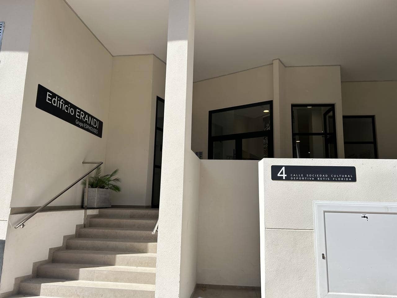 2 sovrum Lägenhet till salu i Alicante stad med garage - 330 000 € (Ref: 9981676)