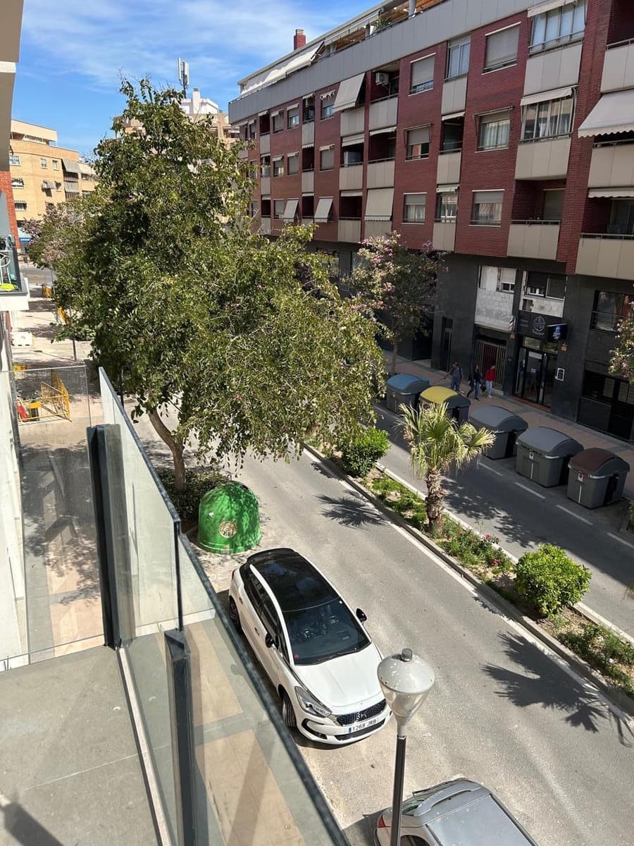 2 sovrum Lägenhet till salu i Alicante stad med garage - 330 000 € (Ref: 9981676)