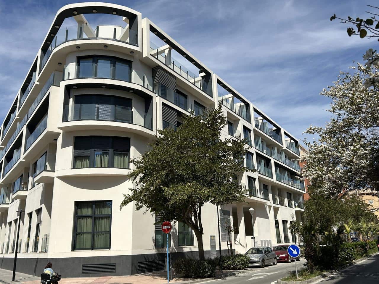 2 sovrum Lägenhet till salu i Alicante stad med garage - 330 000 € (Ref: 9981676)