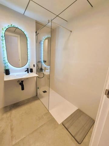 2 soverom Leilighet til salgs i Barrio del Centro, Alicante by - € 335 000 (Ref: 9981726)