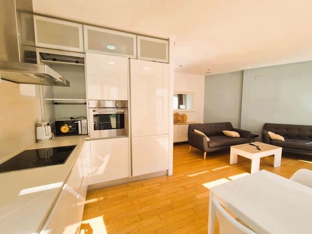 2 soverom Leilighet til salgs i Barrio del Centro, Alicante by - € 335 000 (Ref: 9981726)