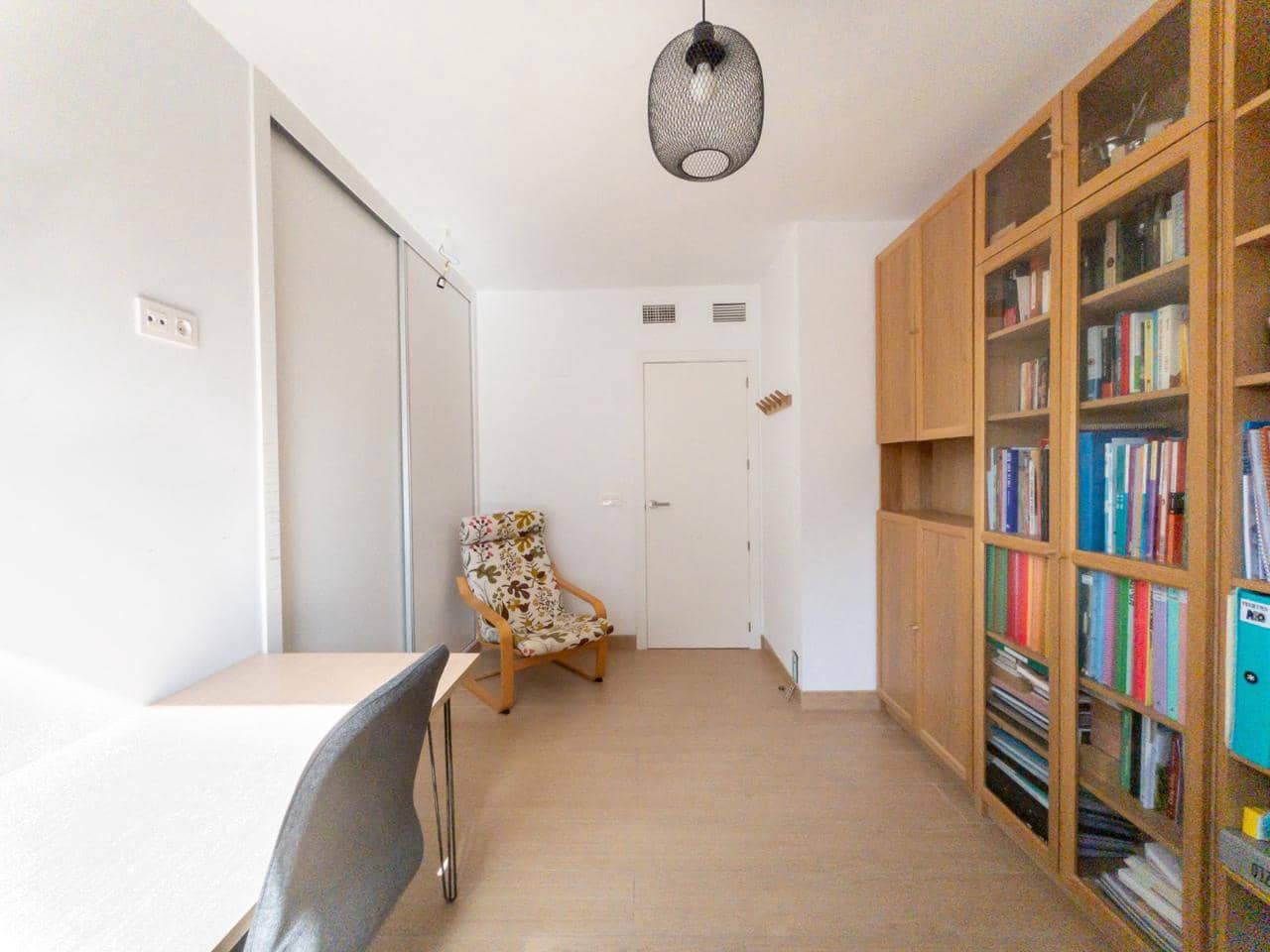 Piso de 4 habitaciones en Alicante / Alacant ciudad en venta con piscina garaje - 750.000 € (Ref: 9999143)