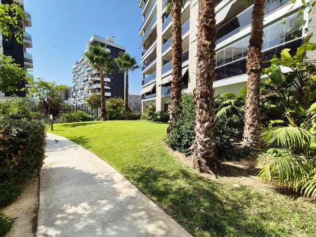 Piso de 4 habitaciones en PAU, Alicante / Alacant ciudad en venta con piscina garaje - 750.000 € (Ref: 9999143)