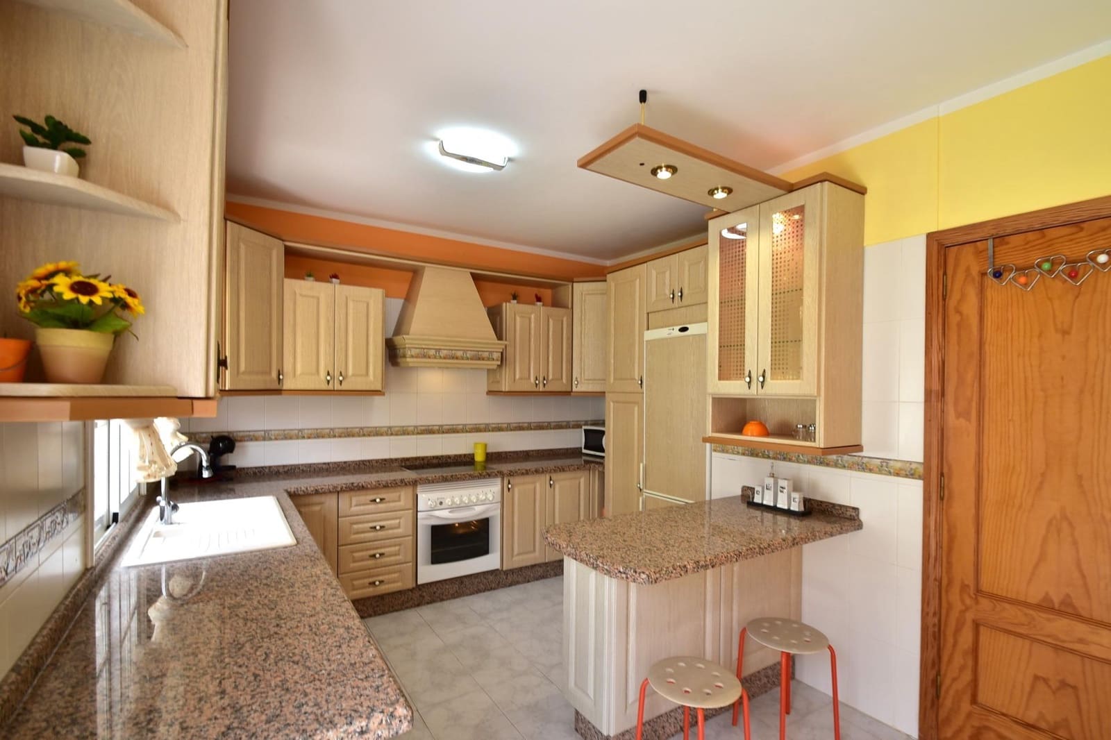 3 bedroom Terraced Villa for rent in Fasnia with garage - € 1,300 (Ref: 8678369)