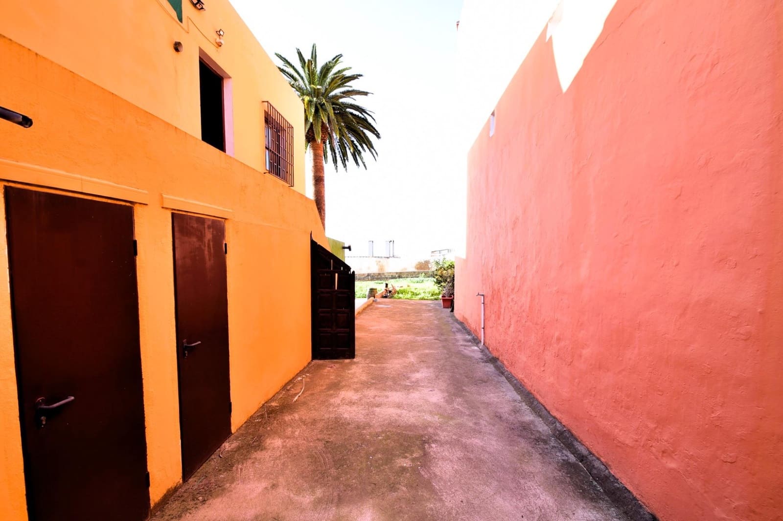 6 slaapkamer Villa te koop in Tacoronte met garage - € 365.000 (Ref: 8686263)