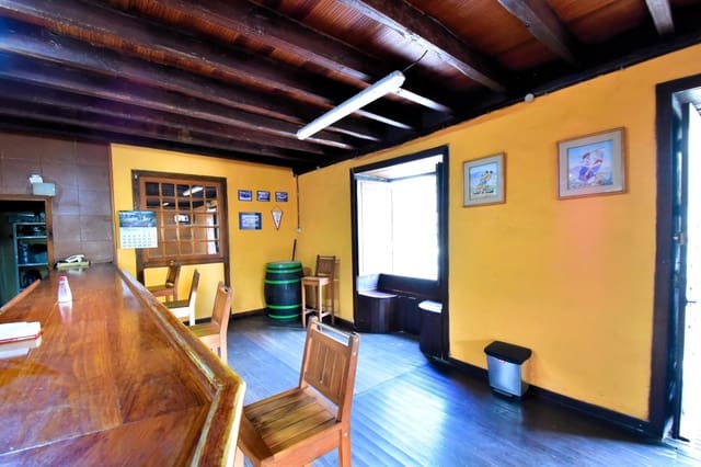 6 slaapkamer Villa te koop in Tacoronte met garage - € 365.000 (Ref: 8686263)