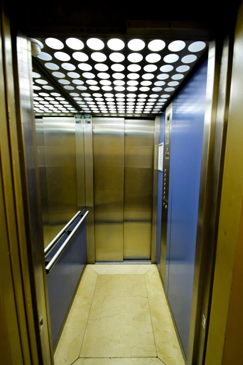 3 bedroom Penthouse for rent in Santa Cruz de Tenerife with garage - € 1,850 (Ref: 8915470)