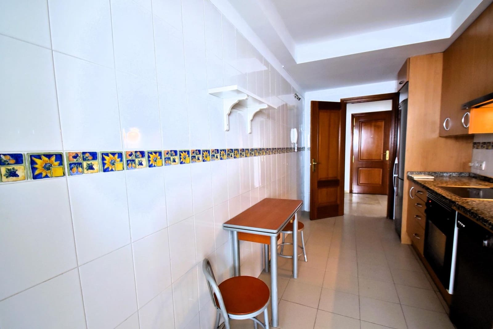 3 bedroom Penthouse for rent in Santa Cruz de Tenerife with garage - € 1,850 (Ref: 8915470)