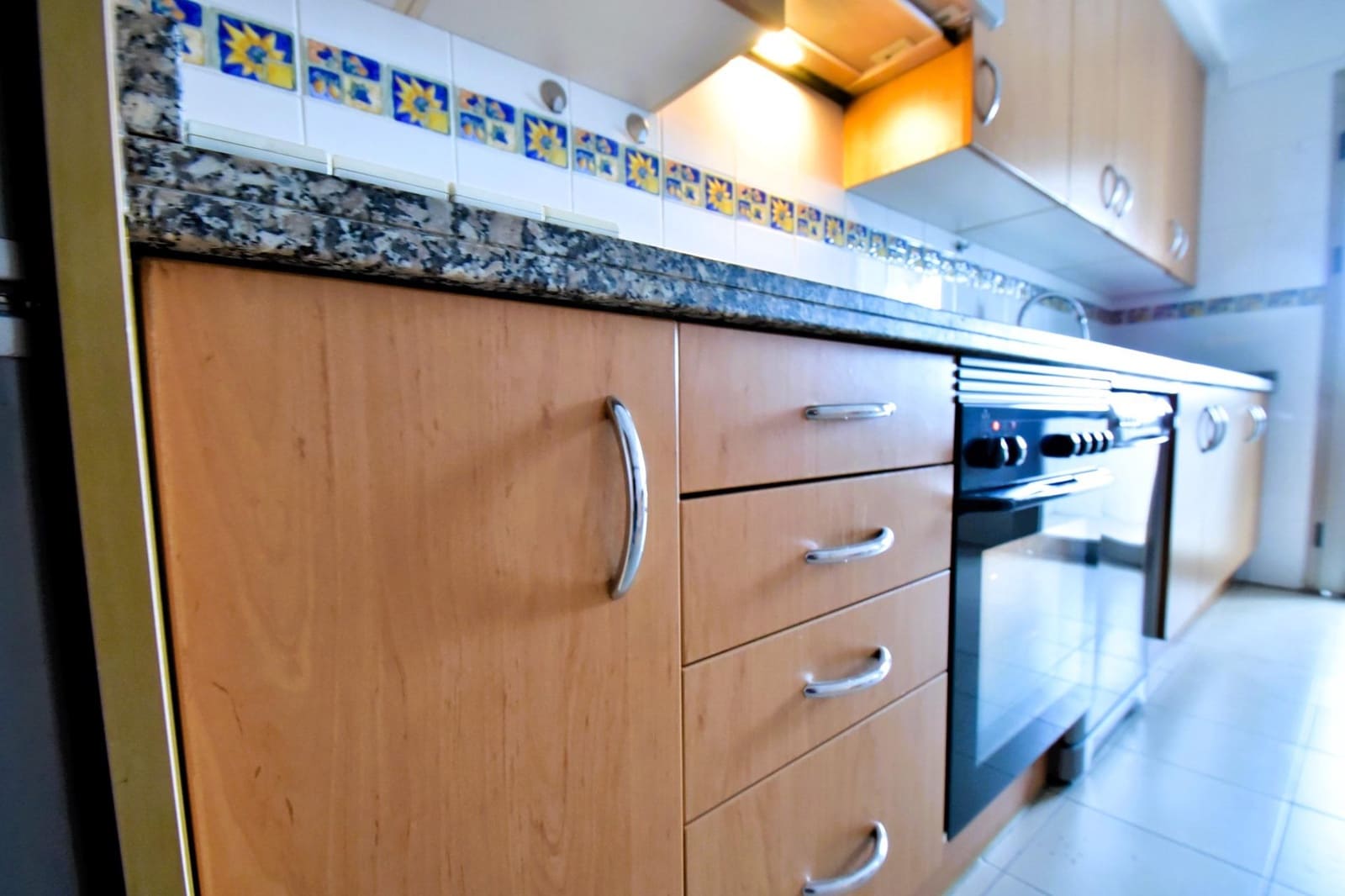 3 bedroom Penthouse for rent in Santa Cruz de Tenerife with garage - € 1,850 (Ref: 8915470)