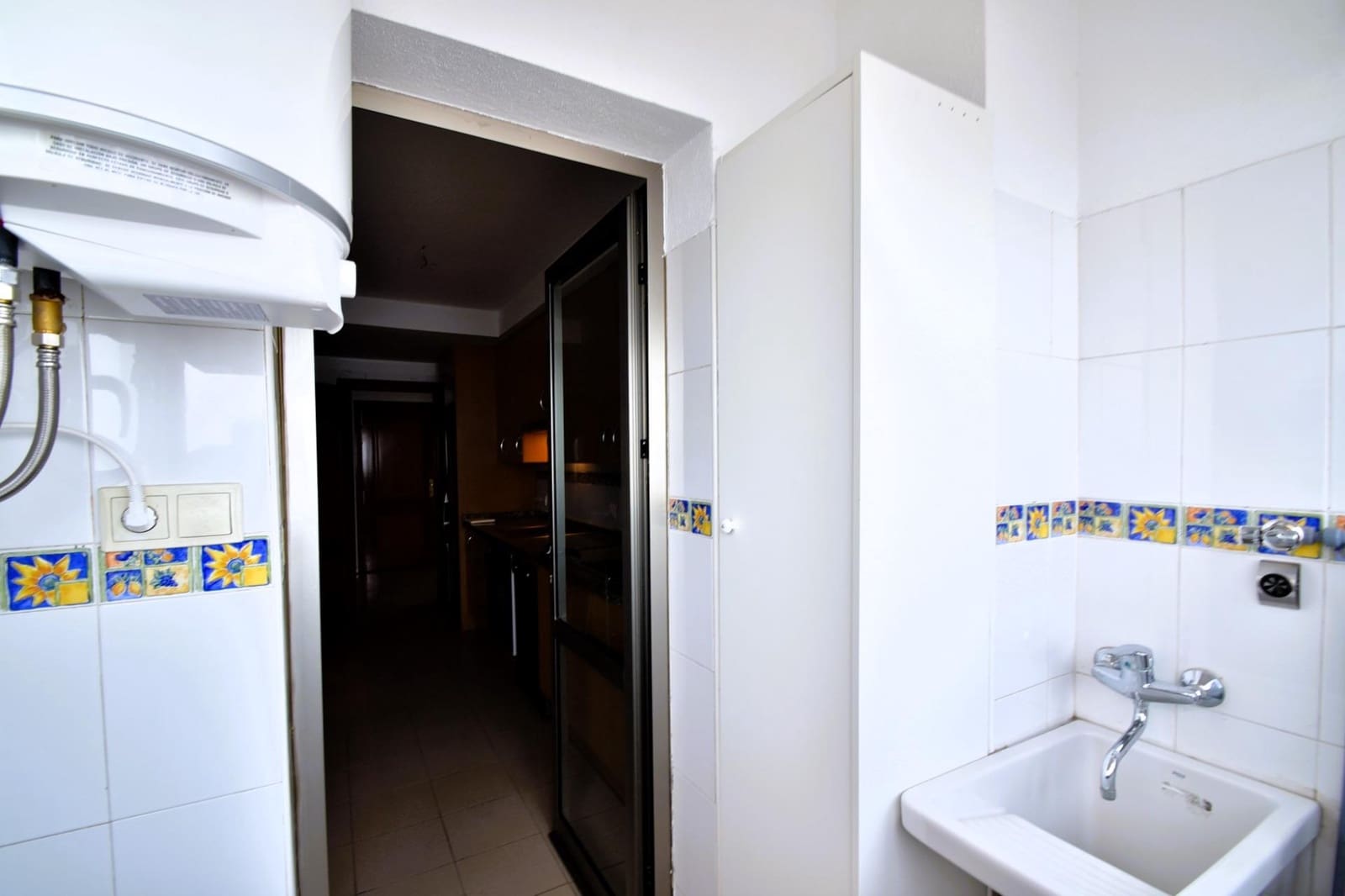 3 bedroom Penthouse for rent in Santa Cruz de Tenerife with garage - € 1,850 (Ref: 8915470)