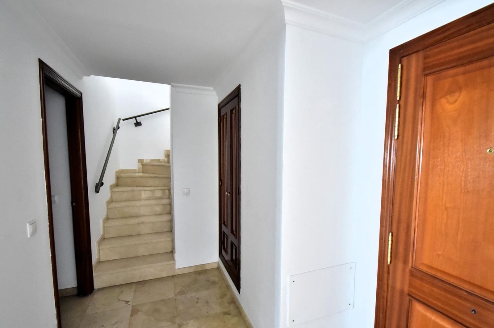 3 bedroom Penthouse for rent in Santa Cruz de Tenerife with garage - € 1,850 (Ref: 8915470)