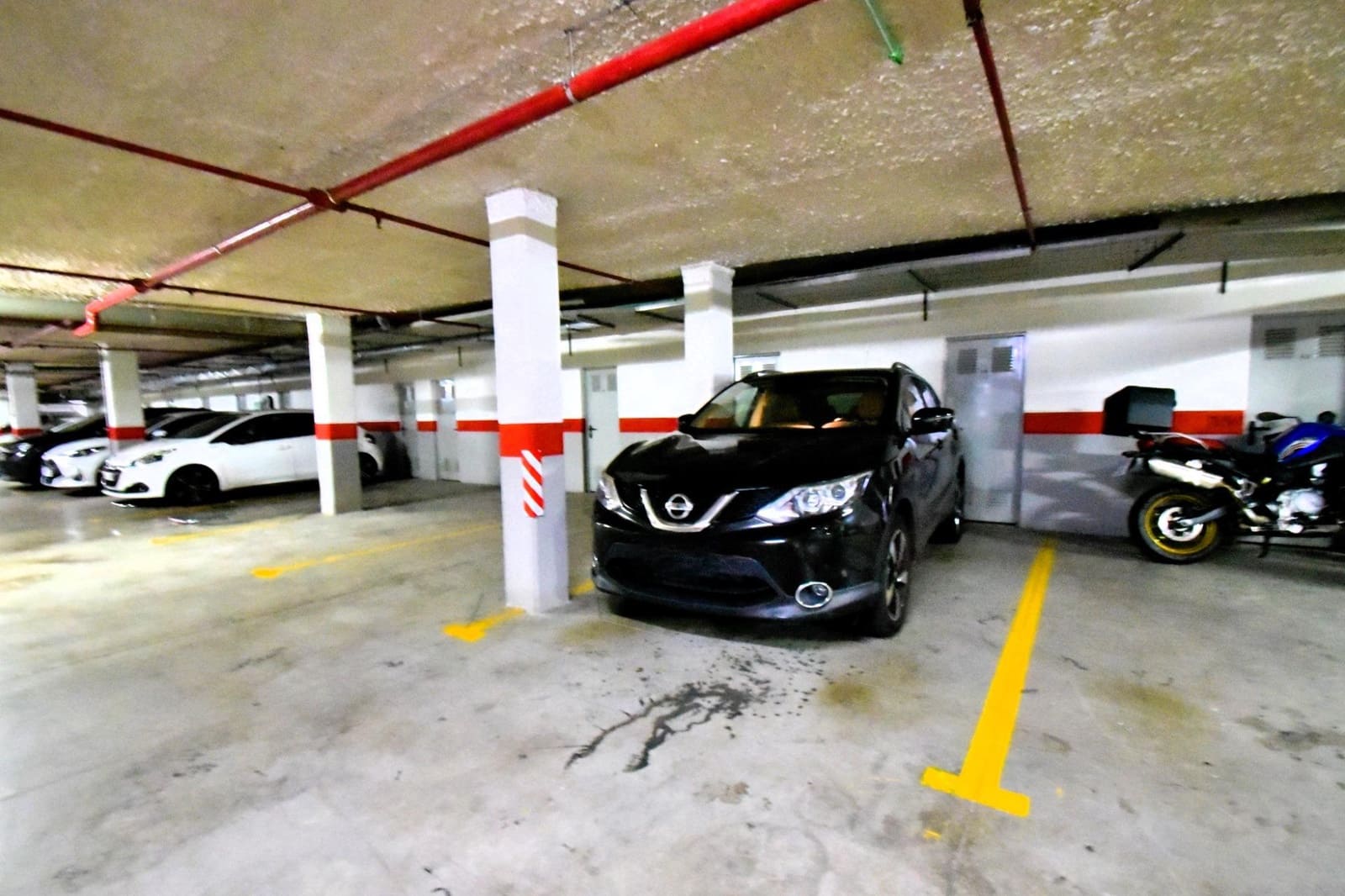 3 bedroom Penthouse for rent in Santa Cruz de Tenerife with garage - € 1,850 (Ref: 8915470)