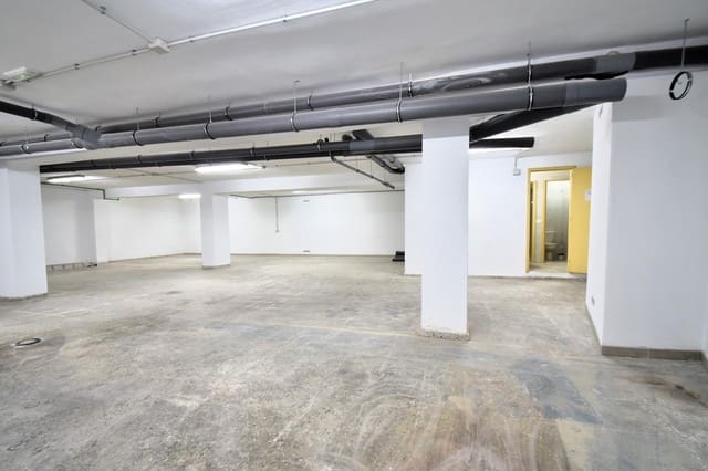 Comercial para arrendar em San Cristóbal de La Laguna - 2 841 € (Ref: 9310829)