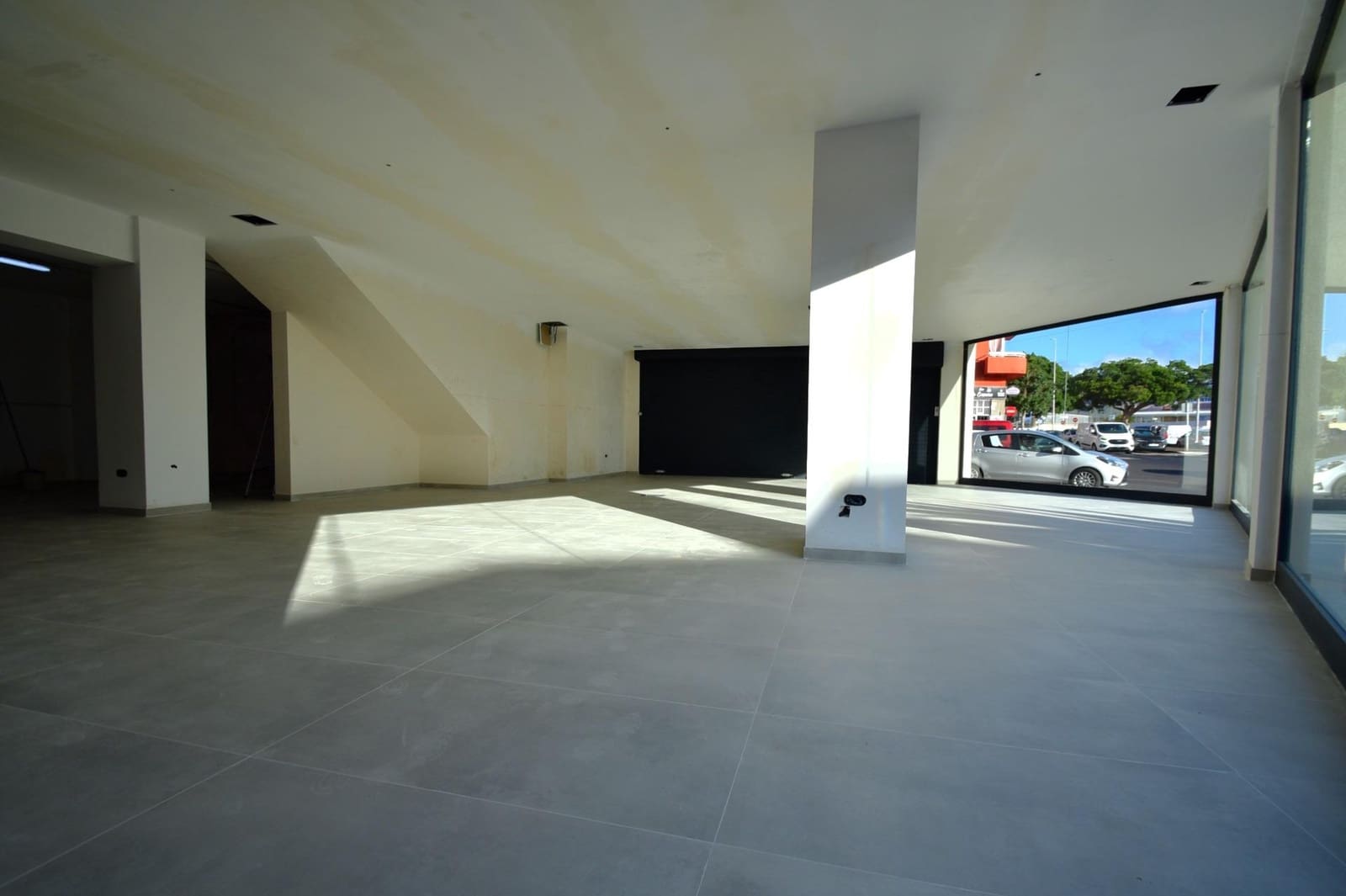 Commercial for rent in San Cristobal de La Laguna - € 2,841 (Ref: 9310829)