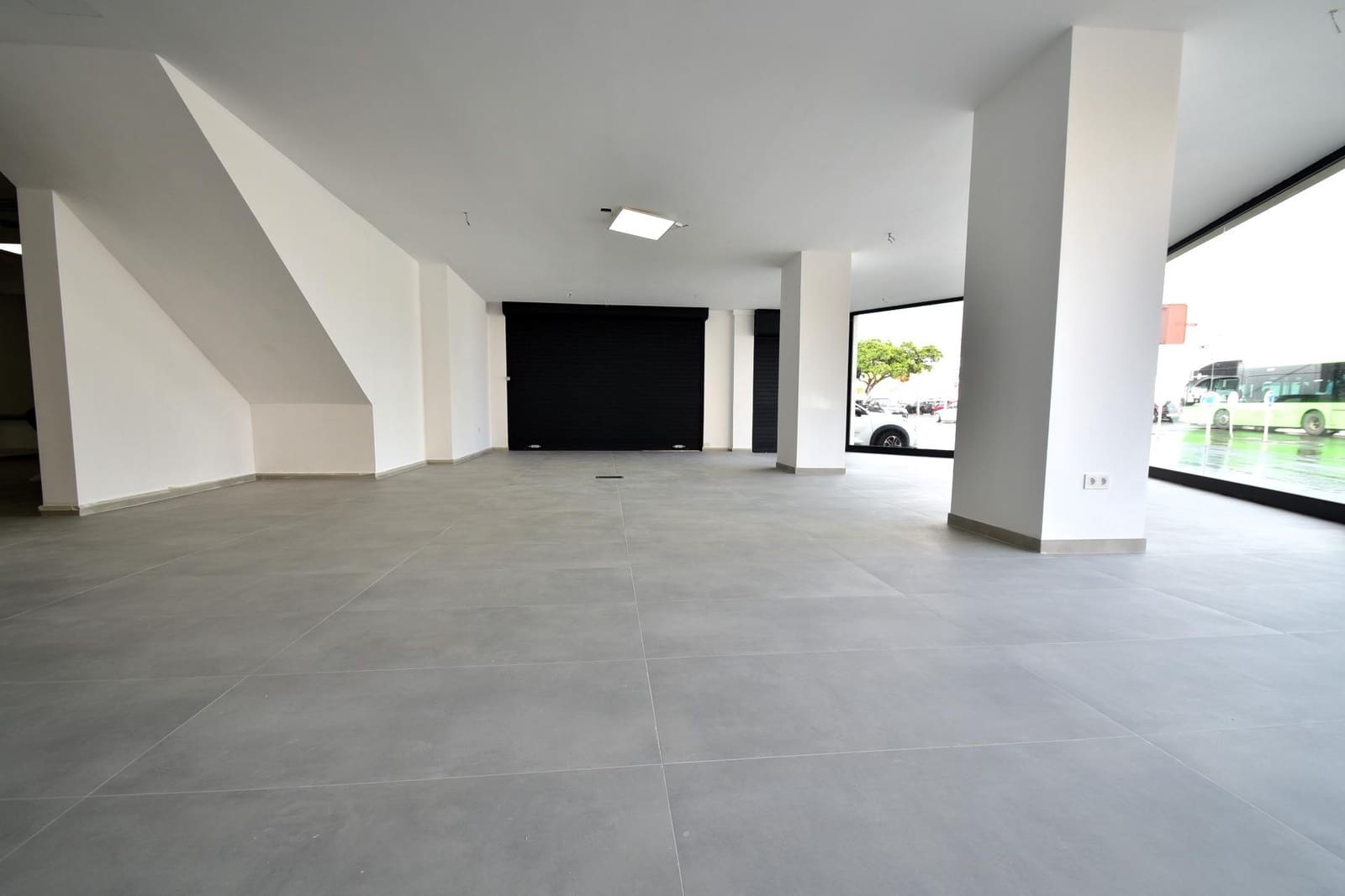 Commercial for rent in San Cristobal de La Laguna - € 2,841 (Ref: 9310829)