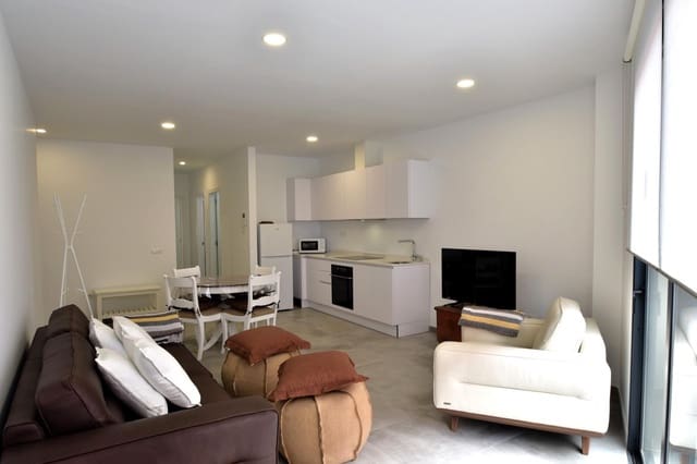 2 bedroom Flat for rent in San Cristóbal de La Laguna - € 1,250 (Ref: 9310830)