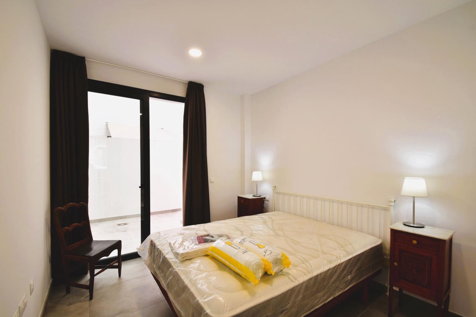 2 bedroom Flat for rent in San Cristobal de La Laguna - € 1,250 (Ref: 9310830)