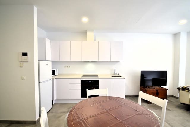 2 bedroom Flat for rent in San Cristóbal de La Laguna - € 1,250 (Ref: 9310830)