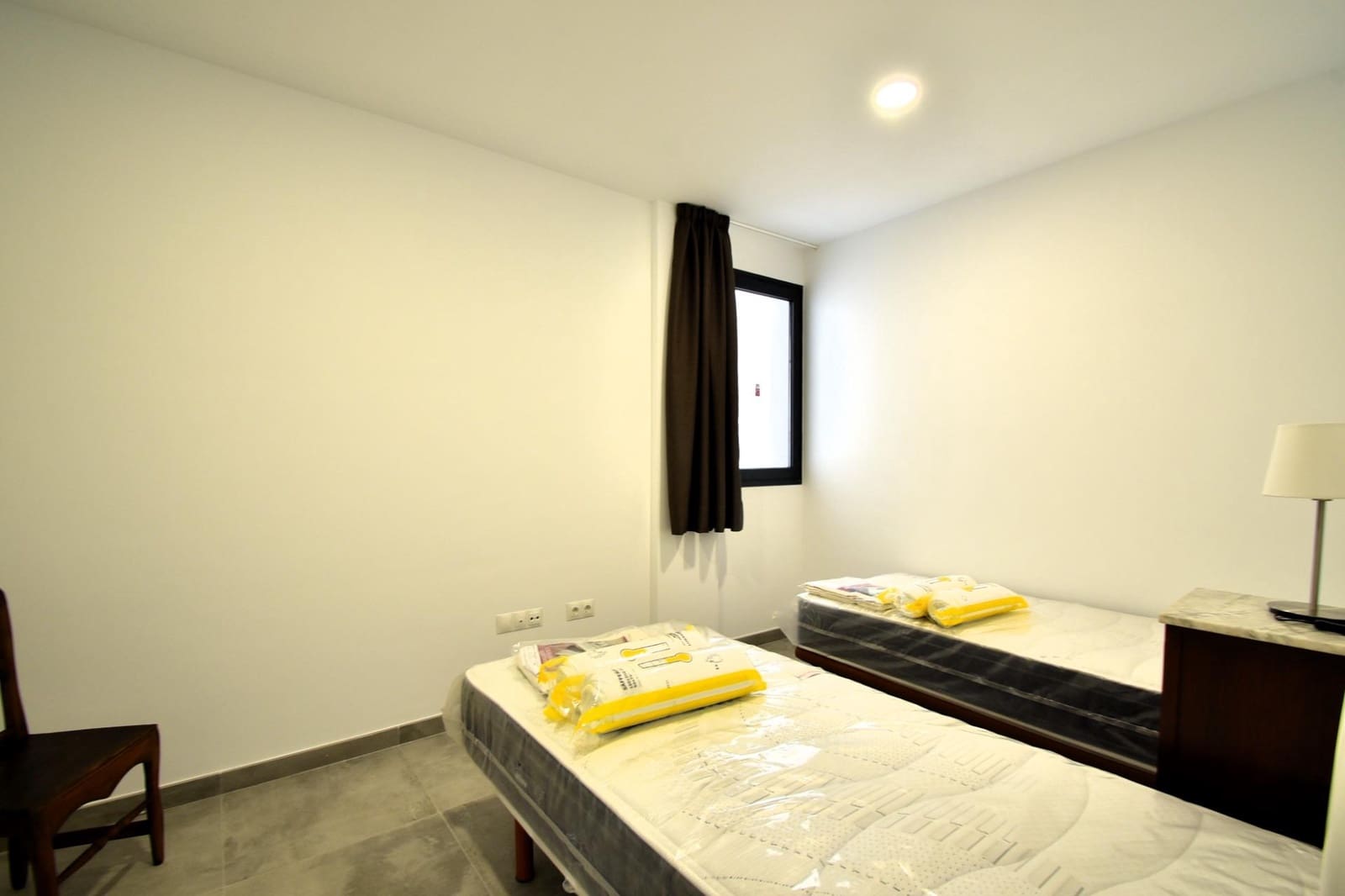 2 bedroom Flat for rent in San Cristobal de La Laguna - € 1,250 (Ref: 9310830)