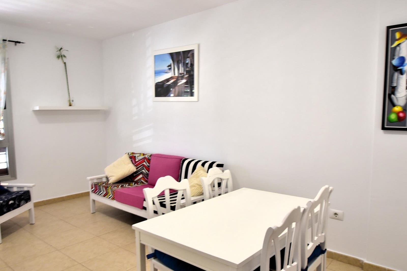 2 slaapkamer Flat te huur in Santa Cruz de Tenerife met garage - € 850 (Ref: 9474152)