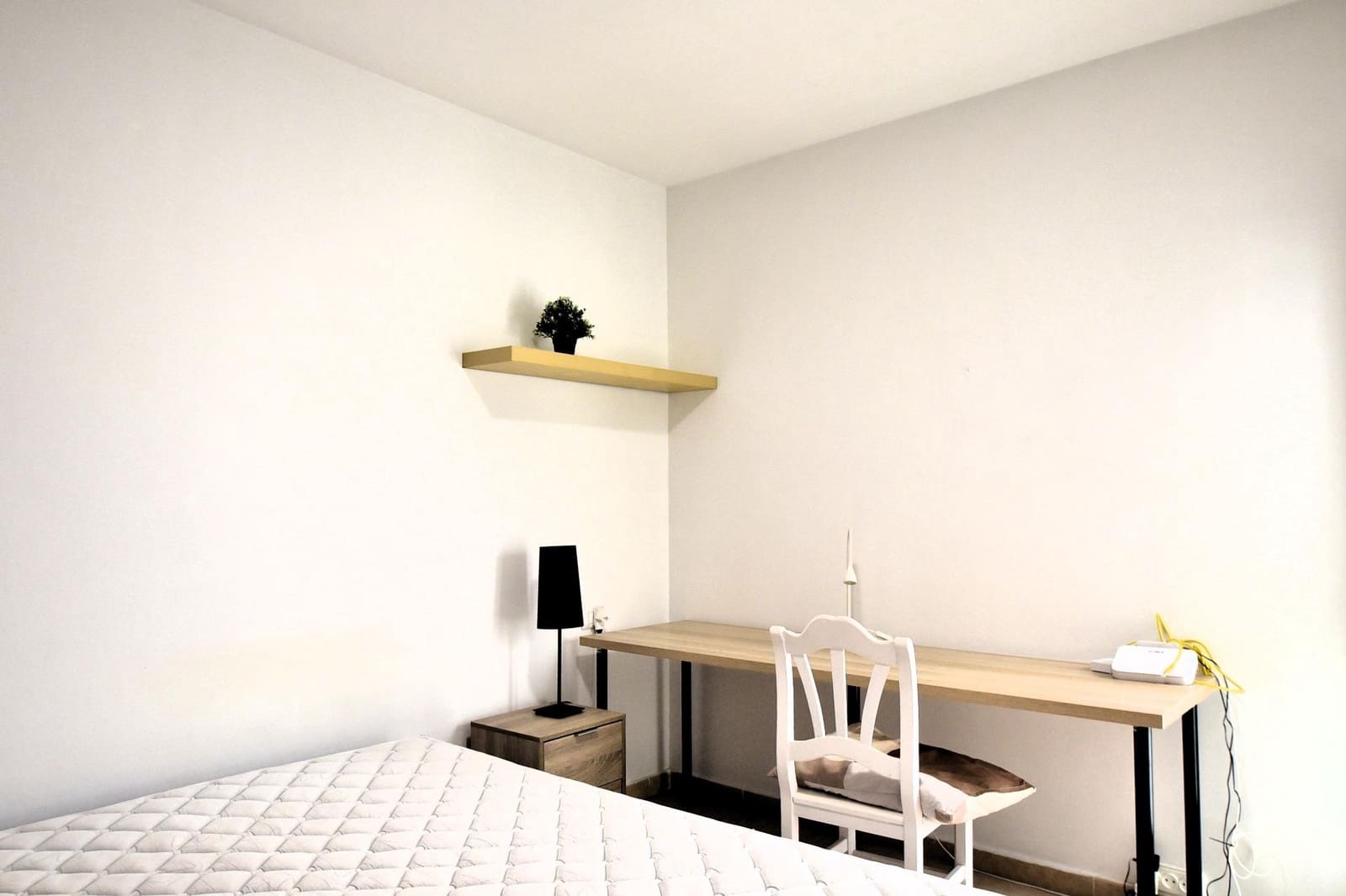 2 slaapkamer Flat te huur in Santa Cruz de Tenerife met garage - € 850 (Ref: 9474152)