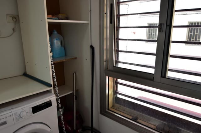Appartement de 2 chambres à louer à Santa Cruz de Tenerife avec garage - 850 € (Ref: 9474152)