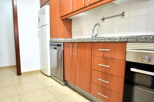Appartement de 2 chambres à louer à Santa Cruz de Tenerife avec garage - 850 € (Ref: 9474152)