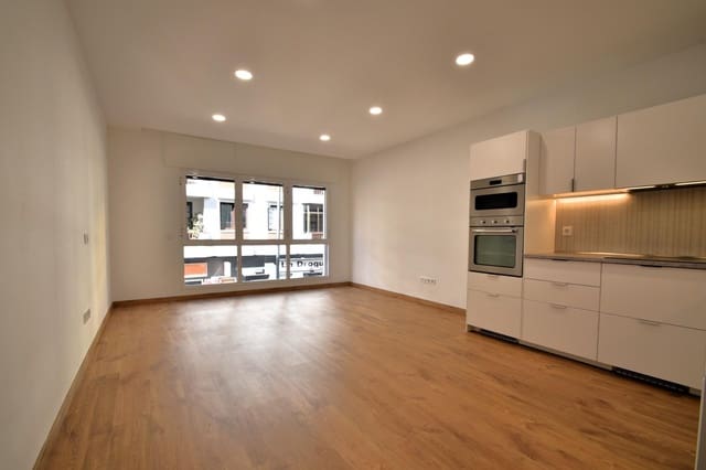 Piso de 2 habitaciones en San Cristóbal de La Laguna en alquiler - 1.200 € (Ref: 9627433)