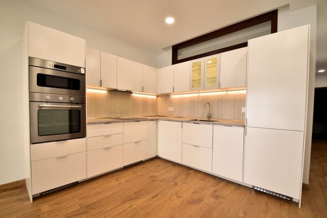 Piso de 2 habitaciones en San Cristóbal de La Laguna en alquiler - 1.200 € (Ref: 9627433)