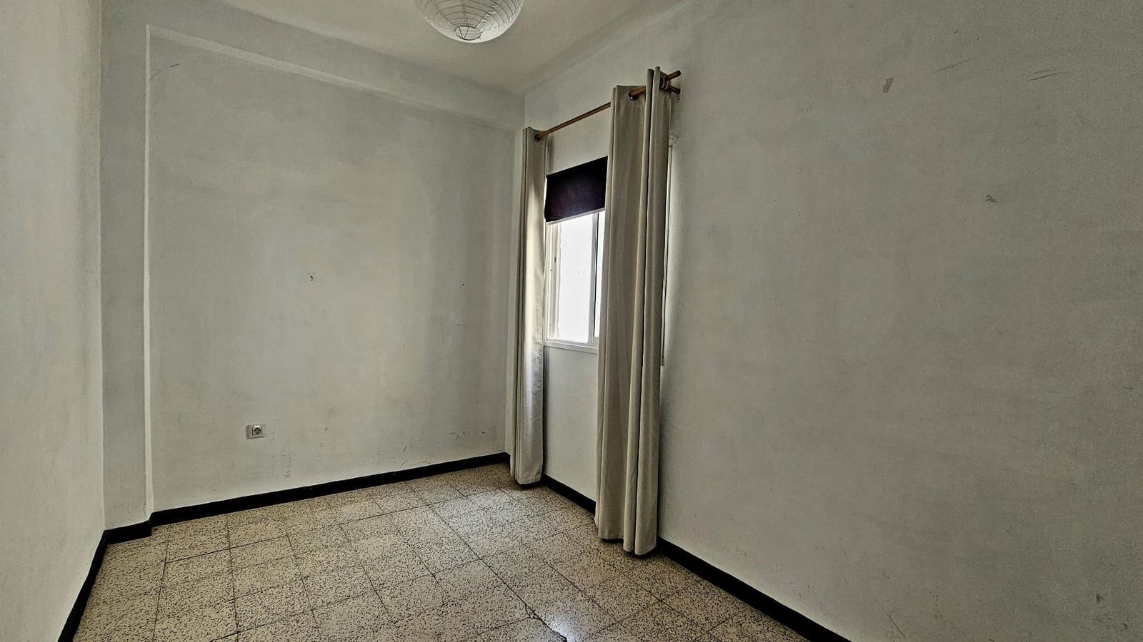 2 soverom Penthouse til leie i Santa Cruz de Tenerife - € 660 (Ref: 9674146)