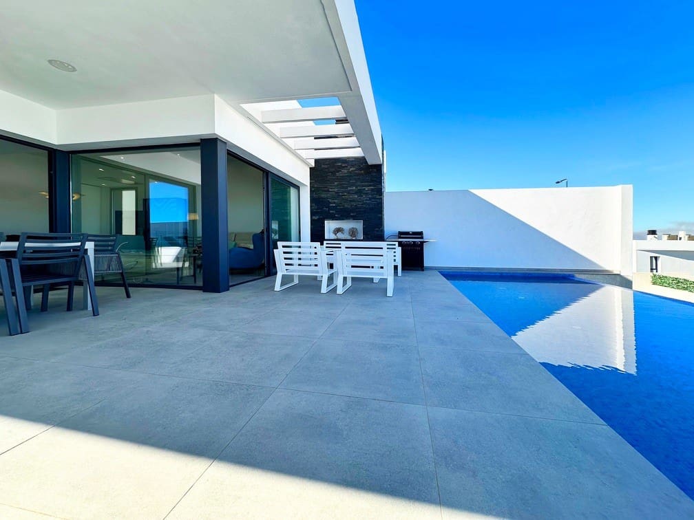 3 Zimmer Villa zu verkaufen in Rojales mit Pool Garage - 620.000 € (Ref: 8059387)