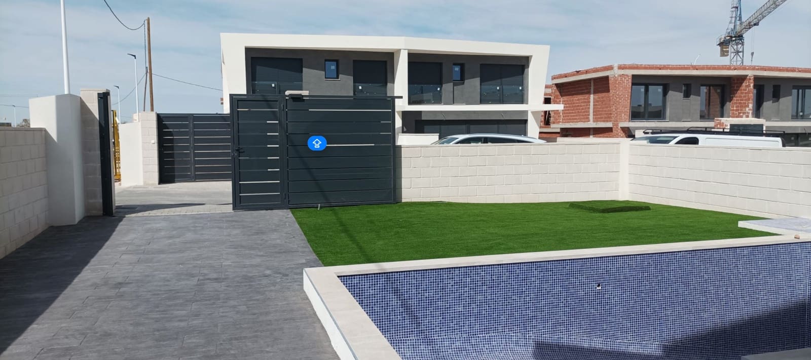 3 soveværelse Byhus til salg i Gran Alacant med swimmingpool garage - € 415.000 (Ref: 9249447)