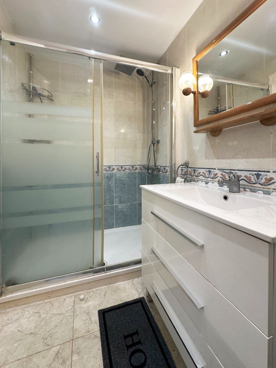 2 bedroom Bungalow for sale in Orihuela Costa with pool - € 120,000 (Ref: 9251582)