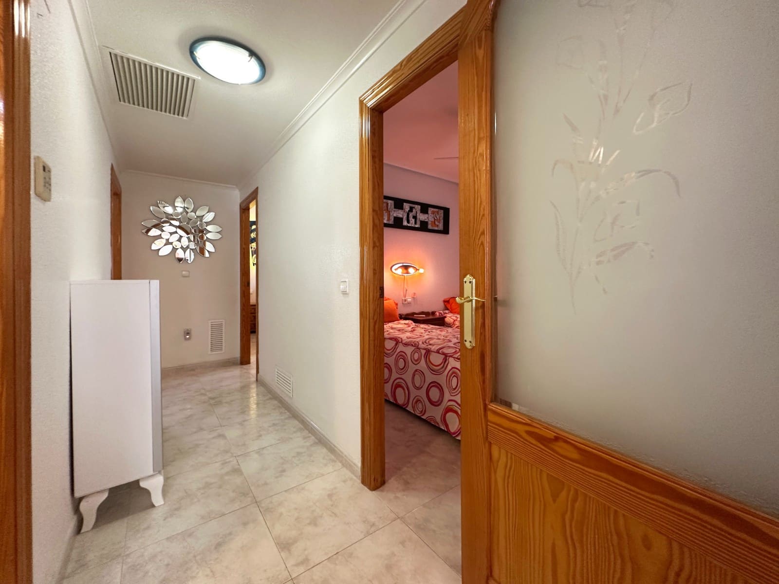 3 sypialnia Willa na sprzedaż w Playa Flamenca z basenem garażem - 420 000 € (Ref: 9282796)