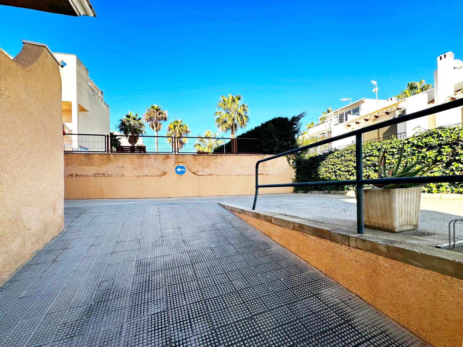 1 bedroom Apartment for sale in Orihuela Costa with pool - € 148,000 (Ref: 9503387)