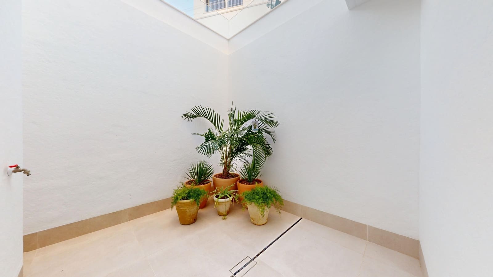 3 bedroom Villa for sale in Finestrat with pool garage - € 929,900 (Ref: 9523309)