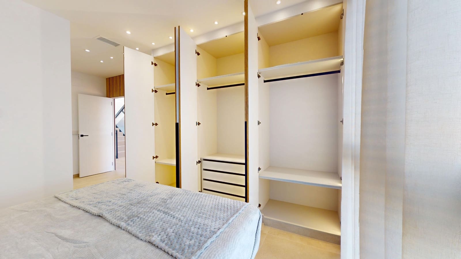 3 bedroom Villa for sale in Finestrat with pool garage - € 929,900 (Ref: 9523309)